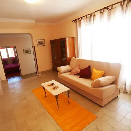 Apartman Sveti Mikula *